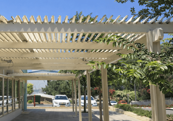 פרגולה חשמלית מבית טרלידור, שילוב הצללה ואוורור