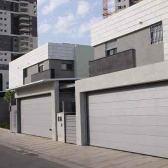 Panel Gates For Private Parking