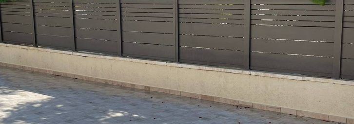 גדרות לגינה – כך תהפכו את החצר שלכם לממלכה פרטית ובטוחה